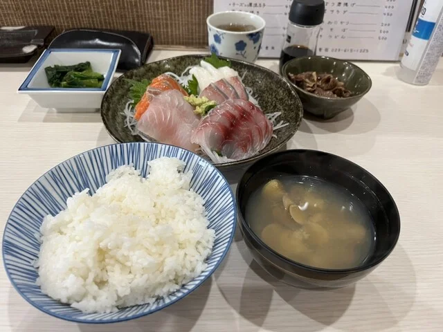 芽華根屋（メガネヤ） - 山形（焼き鳥）の写真
