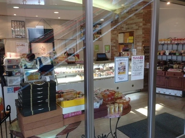 WORL BON BON 御所野店 - 四ツ小屋（ケーキ）の写真