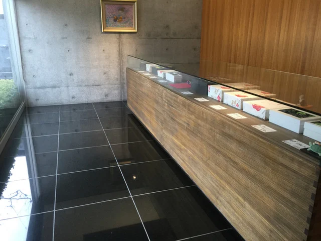 亀の子せんべい本舗大浪 上ノ橋店 - 一ノ関（せんべい）の写真