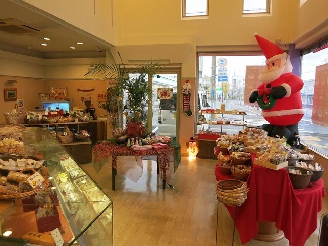 旭南高砂堂 本荘店 - 羽後本荘（ケーキ）の写真