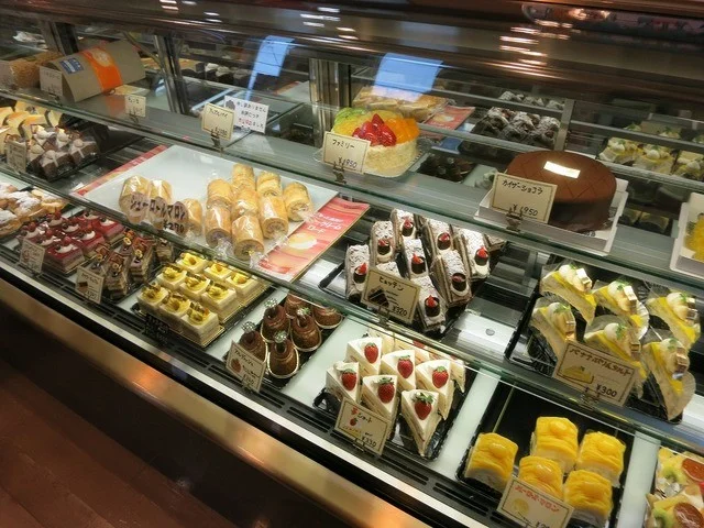 旭南高砂堂 本荘店 - 羽後本荘（ケーキ）の写真