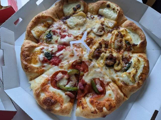 ピザハット 石巻店（Pizza Hut） - 陸前山下（ピザ）の写真