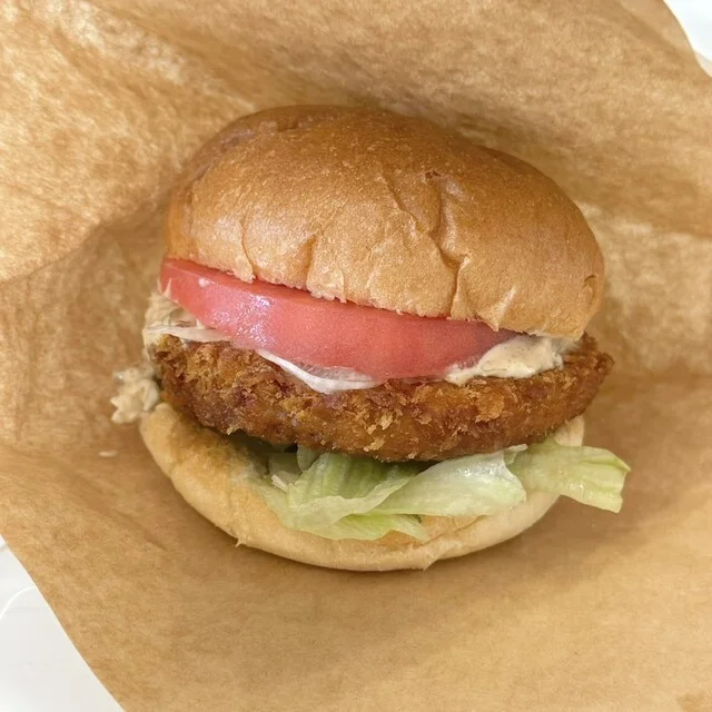 ウミヨコスタンド - 岩城みなと（ハンバーガー）の写真