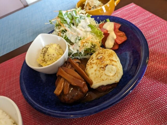 VLG.STRP.（ビレジストライプ） - 花巻（ハンバーガー）の写真