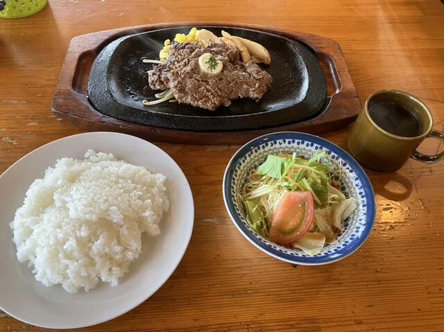 おいしんぼう - 横手（ステーキ）の写真