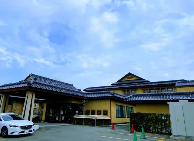 秋田温泉プラザ - 泉外旭川（料理旅館）の写真