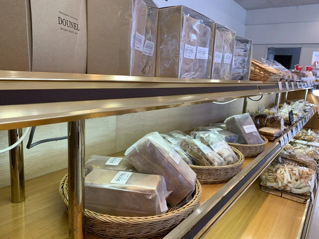 ドーネル 河南店（DOUNEL） - 磯鶏（ケーキ）の写真