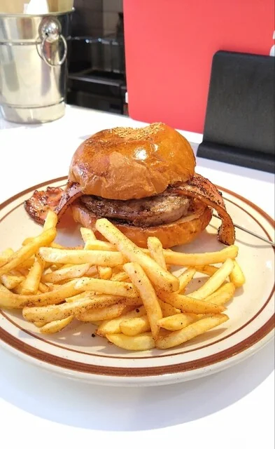 BLUE THREE（ブルー スリー） - 郡山（ハンバーガー）の写真