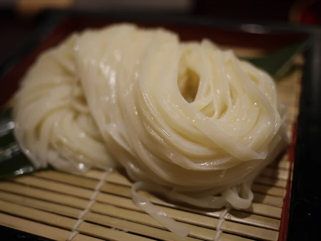 稲庭本舗明治佐助商店 - 四ツ小屋（うどん）の写真