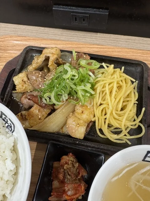 牛角焼肉食堂 イオンモール秋田店 - 四ツ小屋（焼肉）の写真