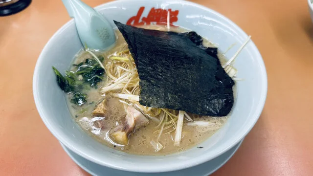 山岡家 山形青田店（ヤマオカヤ） - 蔵王（ラーメン）の写真