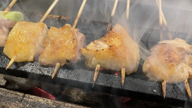 比内地鶏串 Sot l'y laisse（ソリレス） - 秋田（焼き鳥）の写真