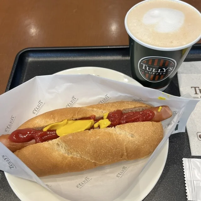 タリーズコーヒー ナイスガーデン秋田店（TULLY'S COFFEE） - 四ツ小屋（カフェ）の写真