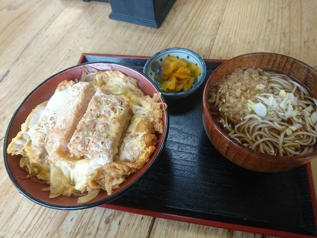 翁 - 盛（食堂）の写真