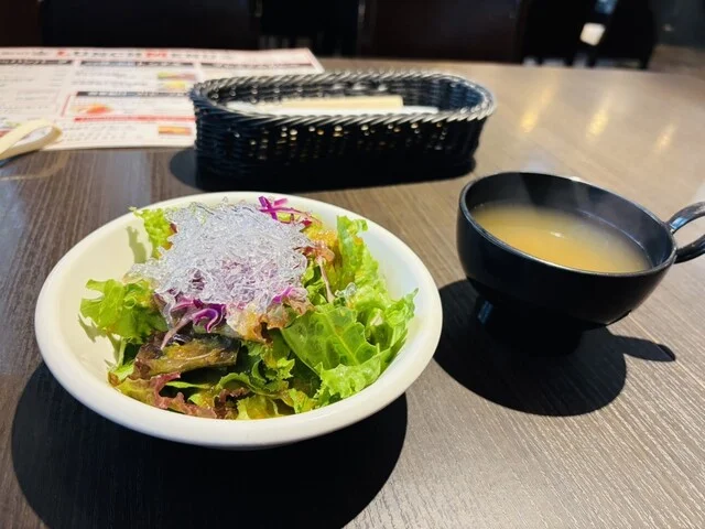 DINING SHU - 秋田（ダイニングバー）の写真