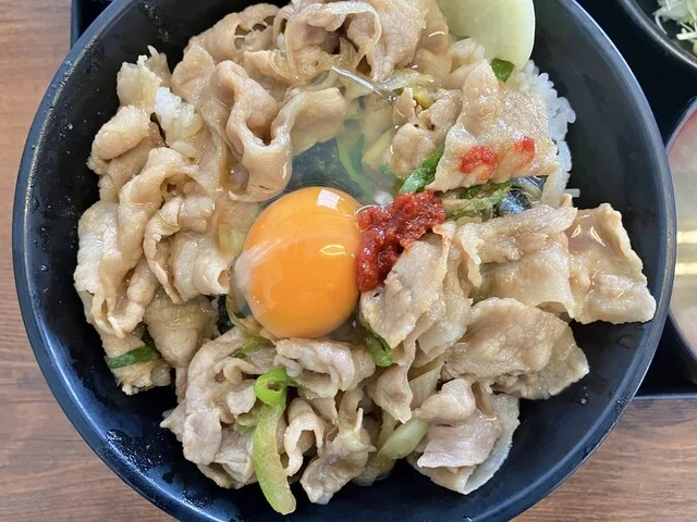 伝説のすた丼屋 米沢春日店 - 米沢（豚丼）の写真