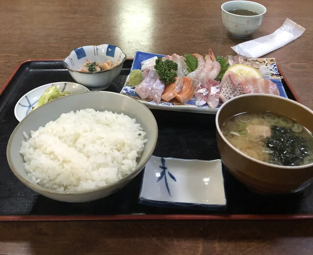 キッチン さかなやさん - 仁賀保（海鮮）の写真