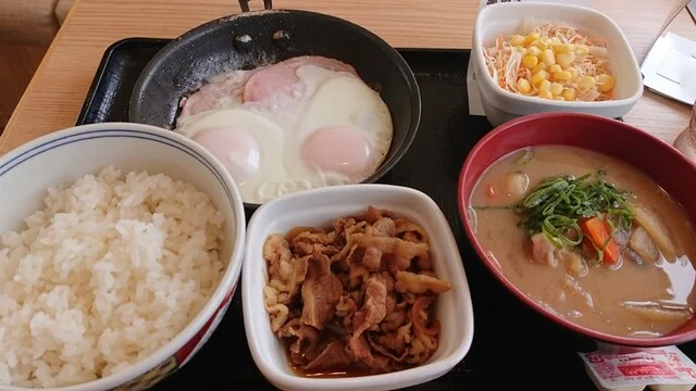 吉野家 7号線秋田土崎店 - 土崎（牛丼）の写真