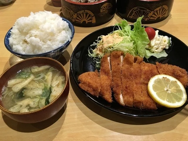 源氏 - 油島（日本料理）の写真