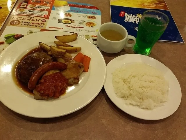 ガスト 男鹿店 - 船越（ファミレス）の写真