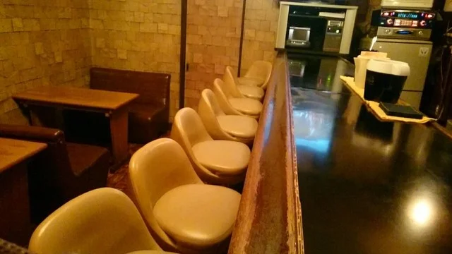 スタンドバー司（スタンドバーツカサ） - 横手（バー）の写真