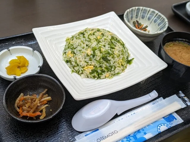 グリーンテーブル - 厨川（食堂）の写真