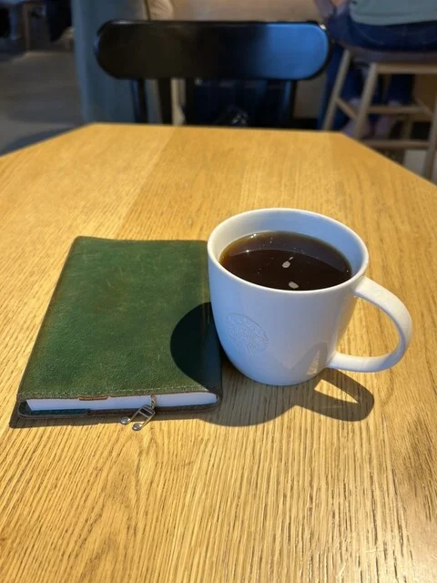 スターバックスコーヒー 秋田保戸野学園通り店（STARBUCKS COFFEE） - 泉外旭川（カフェ）の写真