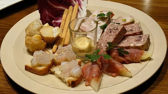 Cave du Village（カーヴ・ドゥ・ヴィラージュ） - 盛岡（ビストロ）の写真