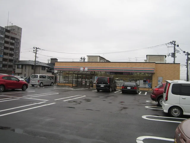 セブンイレブン 秋田旭南1丁目店 - 羽後牛島（コンビニ・スーパー）の写真