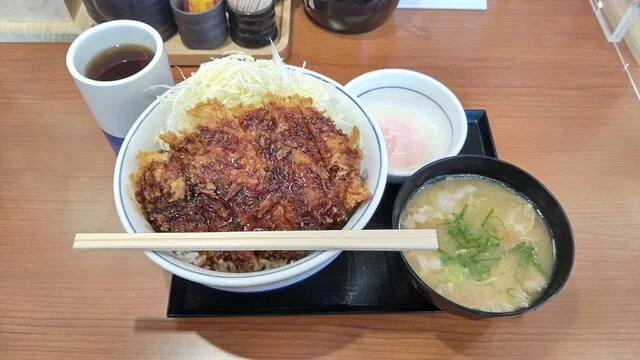 かつや 山形大野目店 - 羽前千歳（かつ丼）の写真