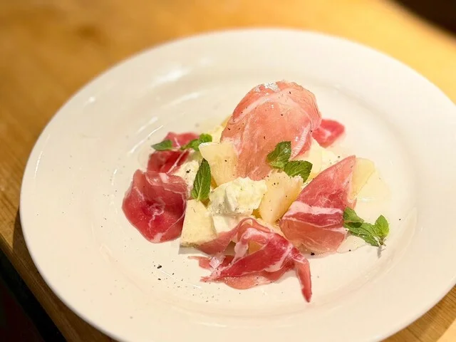 魚と酒と飯 マコトヤ（MAKOTOYA） - 北上（居酒屋）の写真