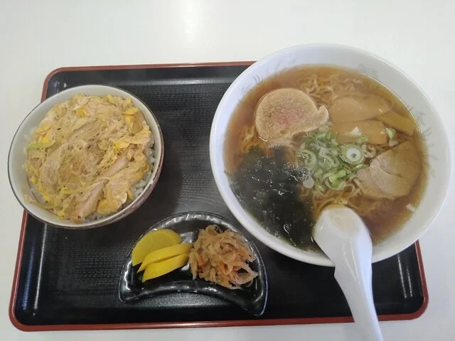 風穴ドライブイン - 陣場（食堂）の写真