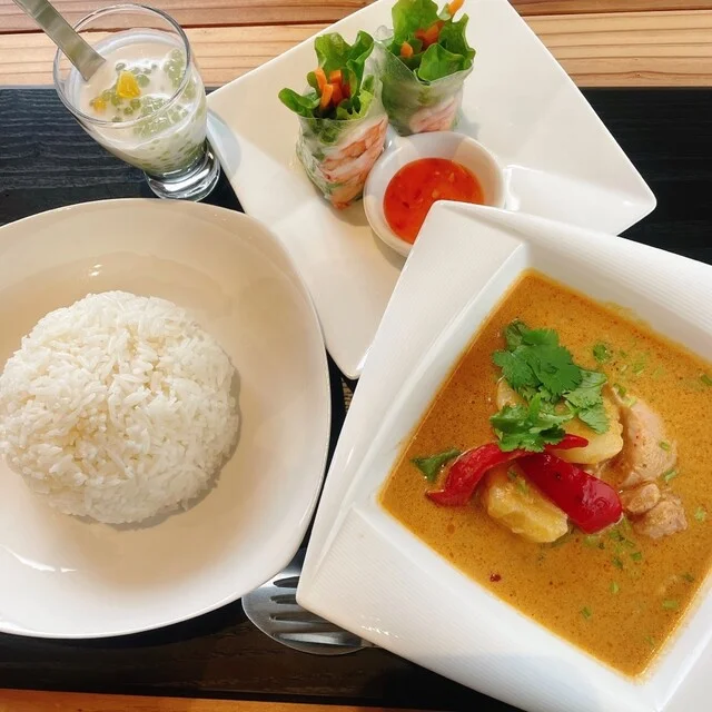 Siri's Thai Kitchen（シリズ タイ キッチン） - 泉外旭川（タイ料理）の写真