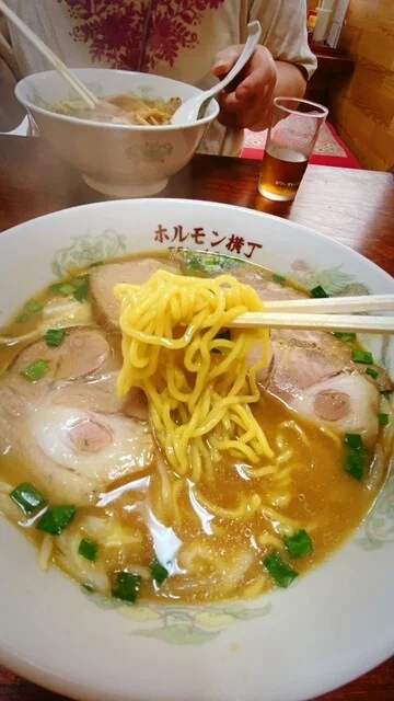 ホルモン横丁 - 前郷（焼肉）の写真