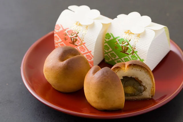 ハチや菓子舗 - 八郎潟（ケーキ）の写真