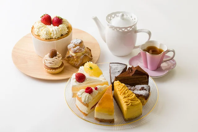 ハチや菓子舗 - 八郎潟（ケーキ）の写真