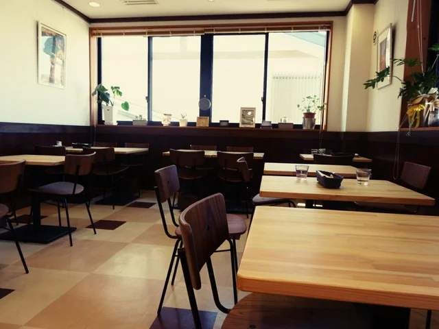 カフェ・ド・ラ・プラス（cafe de la place） - 久慈（カフェ）の写真