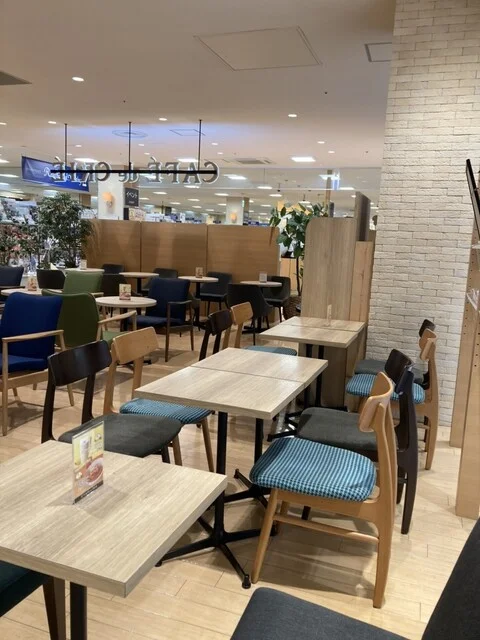 カフェ・ド・クリエ イオンモール秋田店（CAF&Eacute; de CRI&Eacute;） - 四ツ小屋（カフェ）の写真