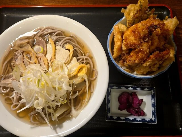 となりの肉そば - 角田（そば）の写真