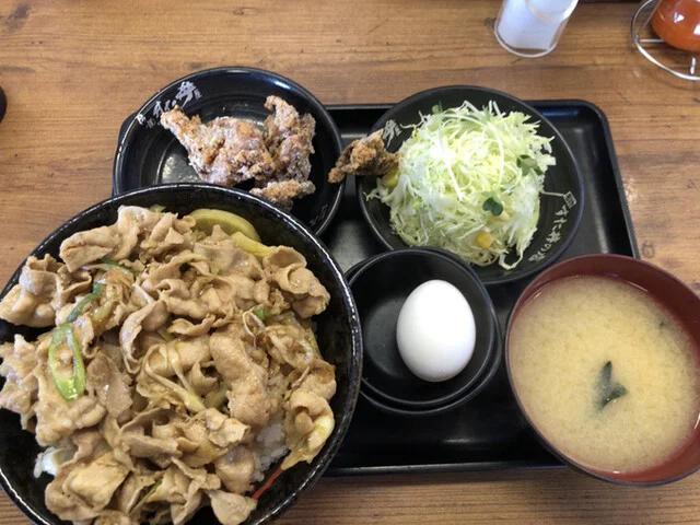 伝説のすた丼屋 米沢春日店 - 米沢（豚丼）の写真