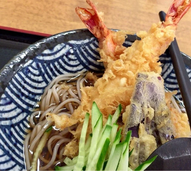 まるぜん食堂 - 盛（そば）の写真