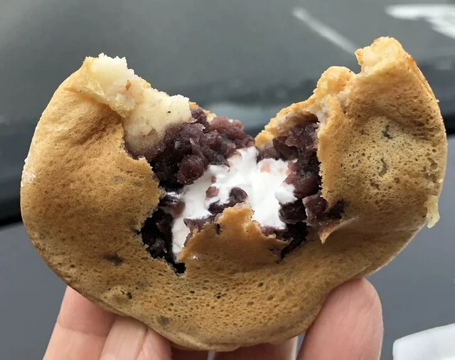 豊里名物 かいてん焼き 石巻店 - 蛇田（和菓子）の写真