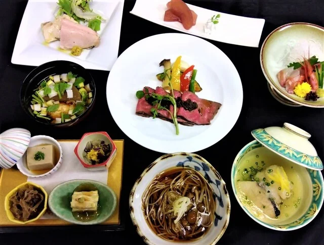 ダイニング万葉 ホテルメトロポリタン秋田店（マンヨウ） - 秋田（郷土料理）の写真