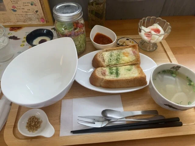 食堂Cafe Yakuzen（ショクドウカフェ ヤクゼン） - 横手（食堂）の写真