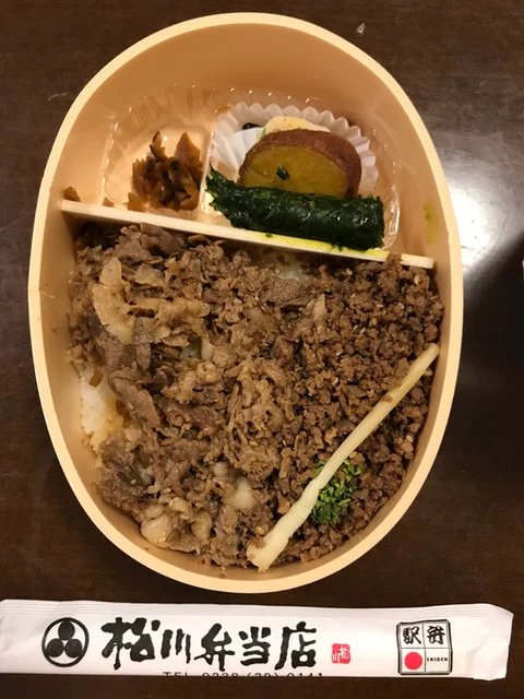 松川弁当店 米沢駅ホーム（まつかわべんとうてん） - 米沢（弁当）の写真