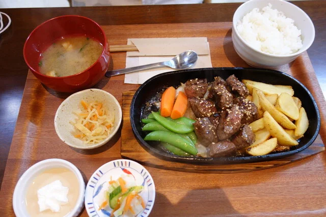 カフェ&ブラッスリー ニューサントロペ（Cafe&Brasserie NEW SAINT TROPEZ） - 山形（カフェ）の写真