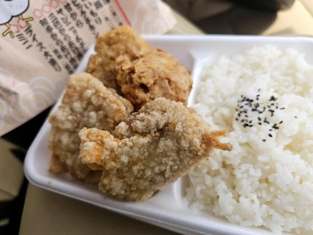 からあげ専門 まつむら商店 仁井田店 - 羽後牛島（からあげ）の写真