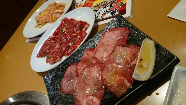 炭火ＤＥ焼肉牛牛 - 小佐野（焼肉）の写真