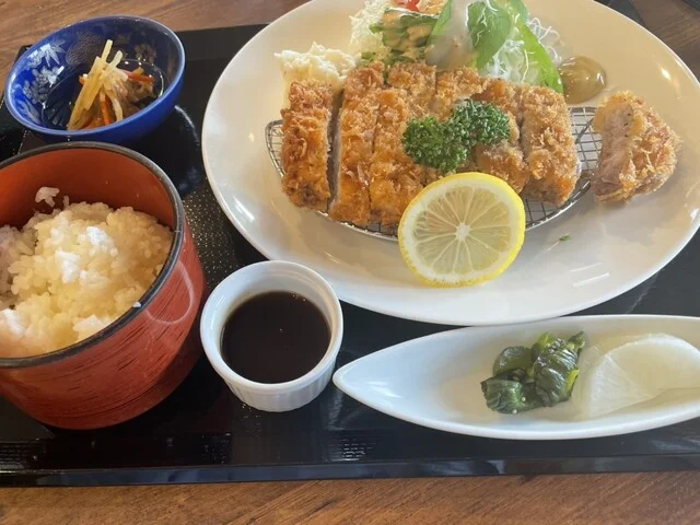 牡蠣とワインのある店 湾岸食堂 - 大船渡（オイスターバー）の写真