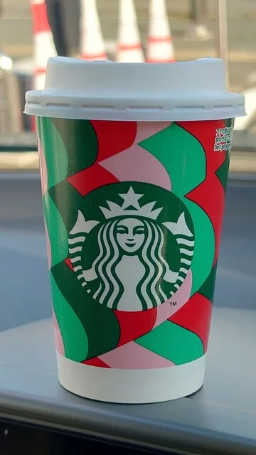 スターバックス・コーヒー 盛岡西バイパス店（STARBUCKS COFFEE） - 岩手飯岡（カフェ）の写真